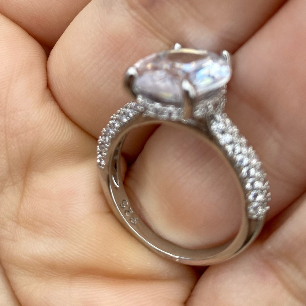 NEW 925 Sterling Silver Sparkling ✨ Ring - Picture 5 of 5